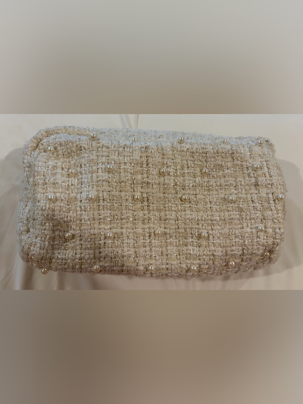 Gloss & Glo Pearl-Embellished Cream Tweed Clutch